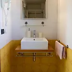 La Vecchia Cantina בית הארחה סטרדלה