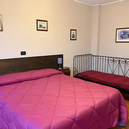 La Vecchia Cantina Guest house Stradella